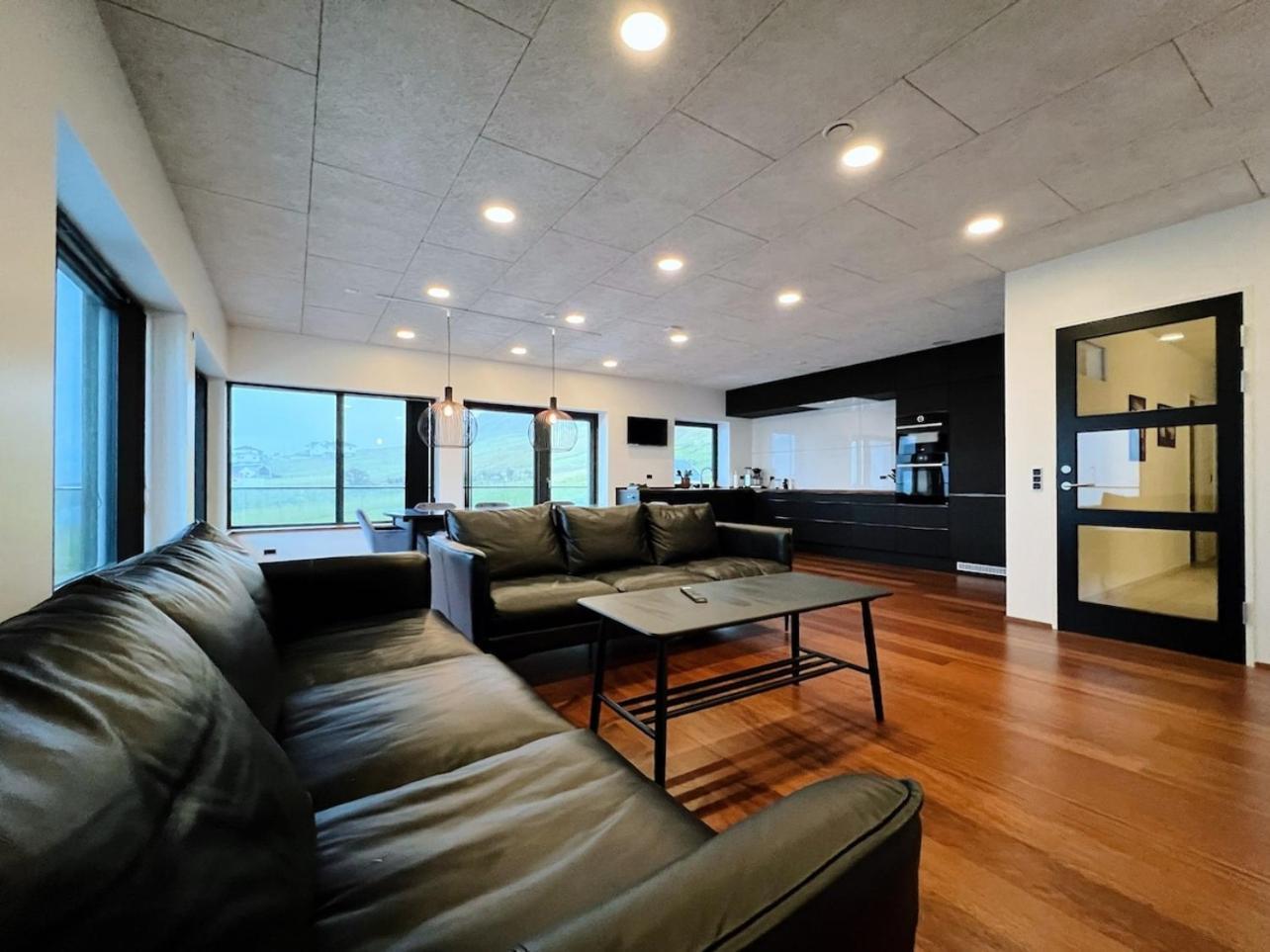 Stunning Ocean View Penthouse Apartment Oravik Exterior photo